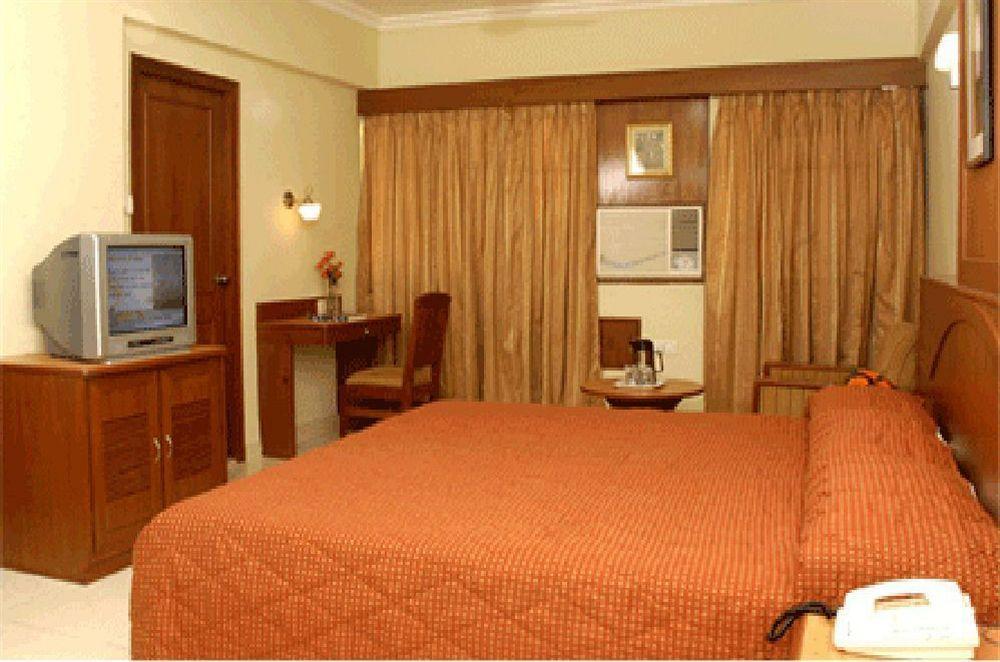 Hotel Chalukya Bangalore Esterno foto