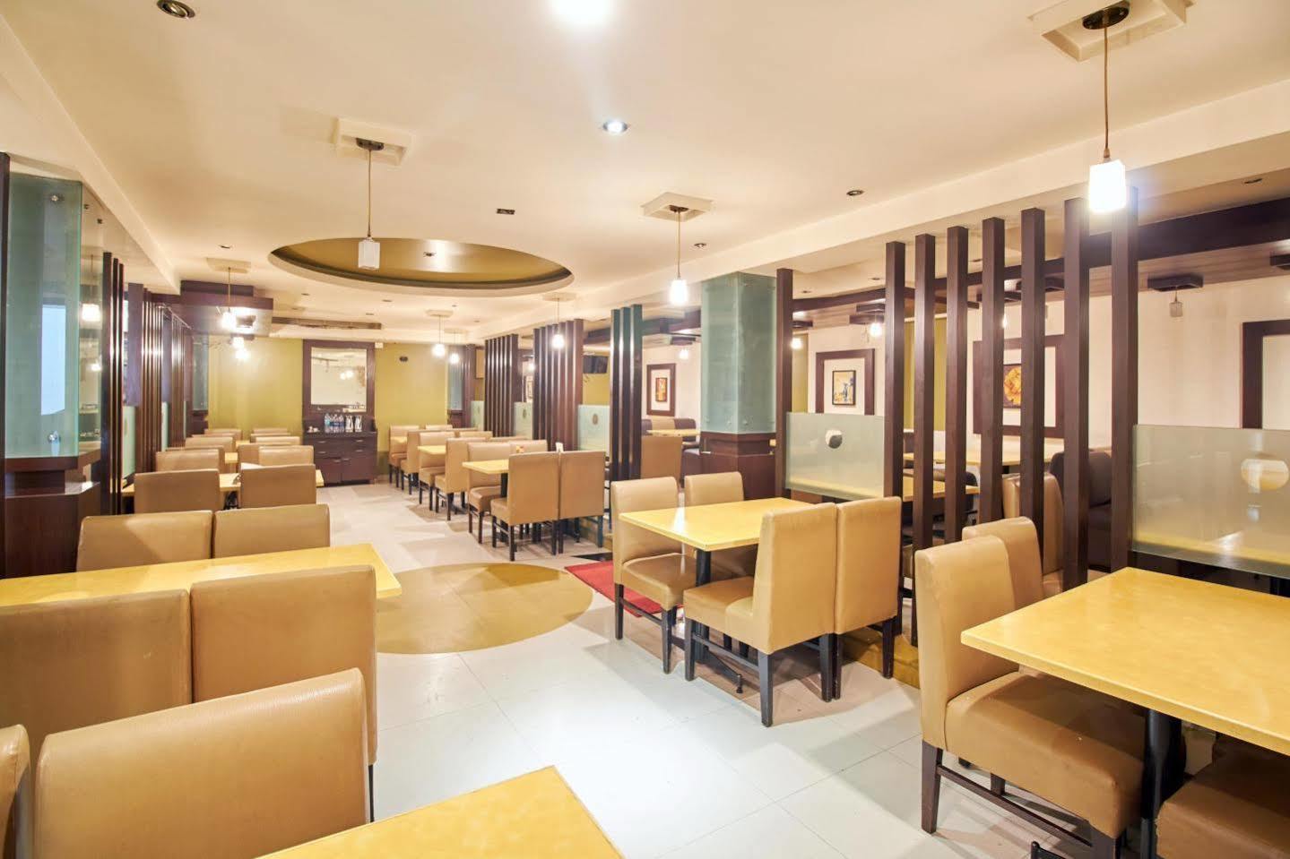 Hotel Chalukya Bangalore Esterno foto
